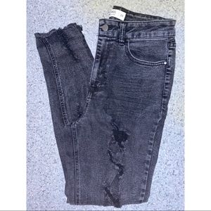 DISTRESSES HIGH WASTED SKINNY JEANS